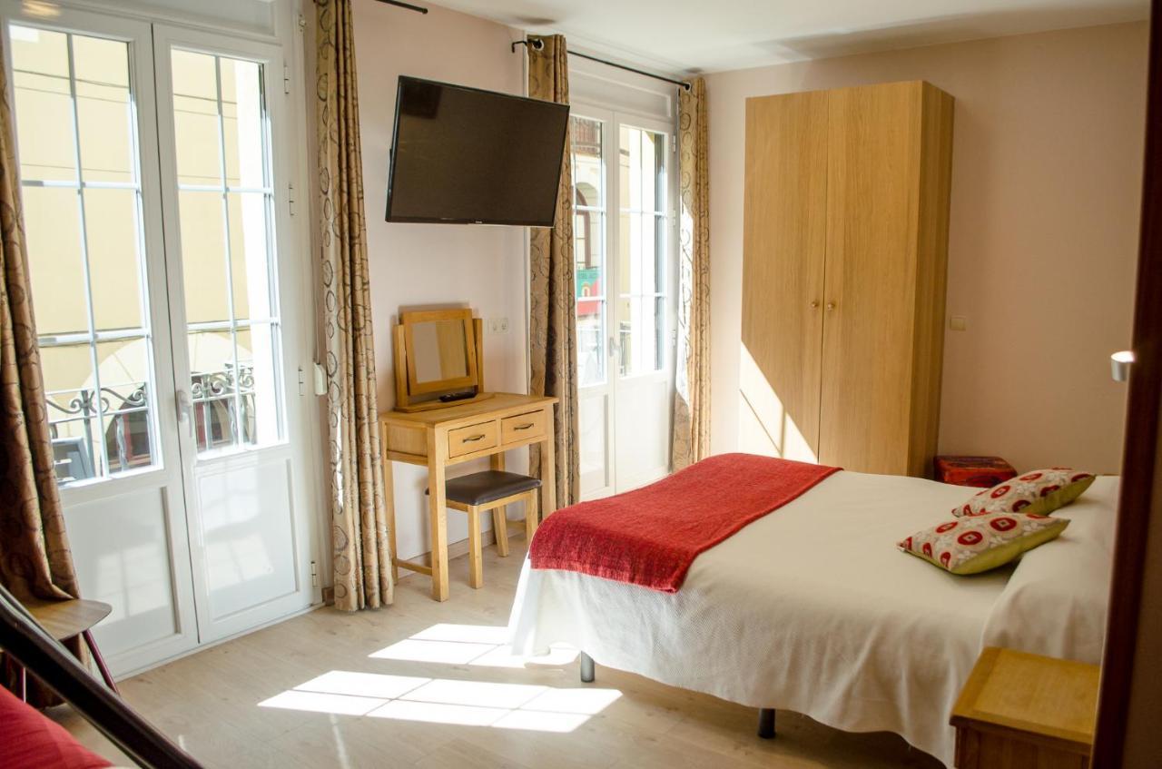 Hotel Jaques Jaca Eksteriør bilde